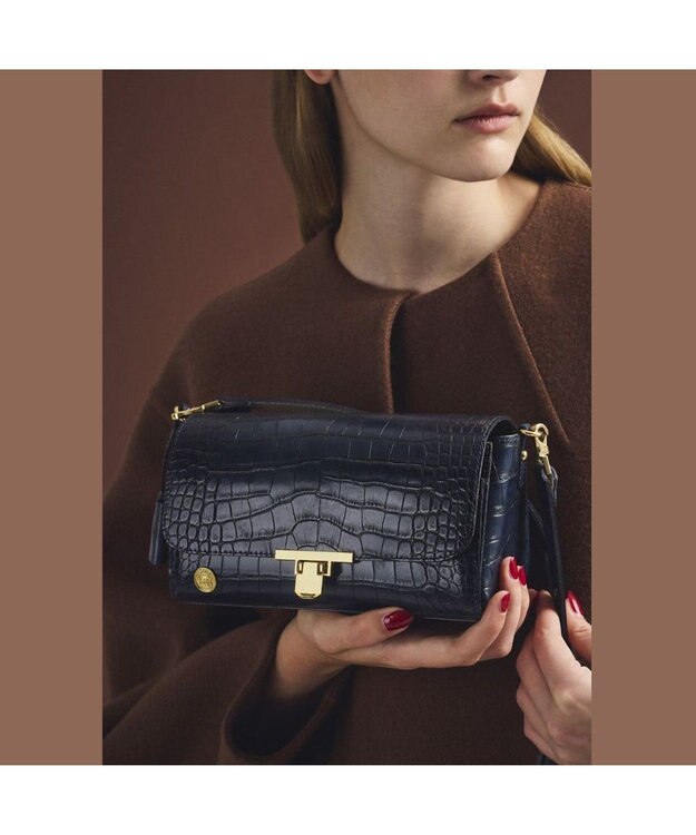 A.D.M.J. 【牛革】クロコ型押しラウンドクラッチショルダー MRN