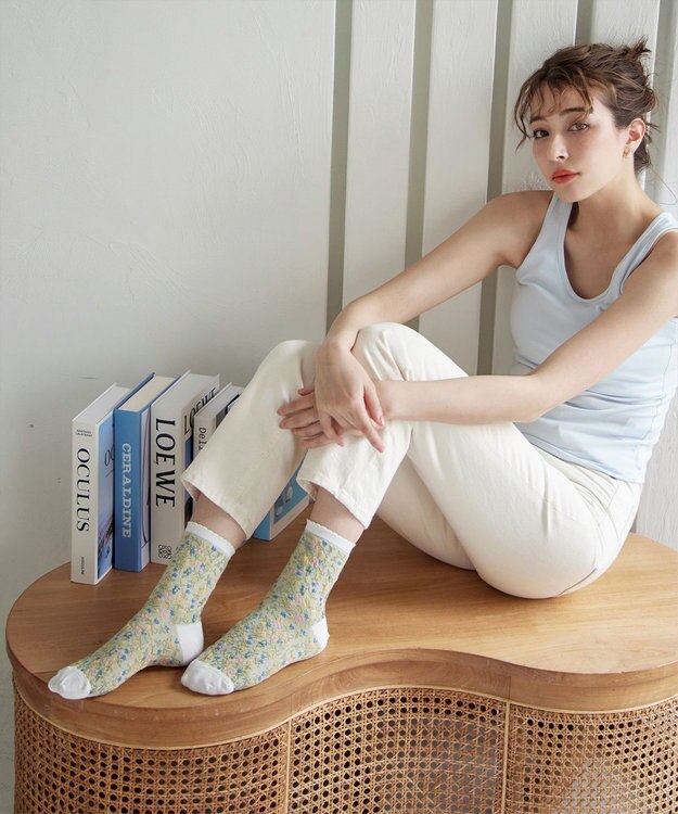 Tiaclasse ジャガード花柄ソックス オフホワイト