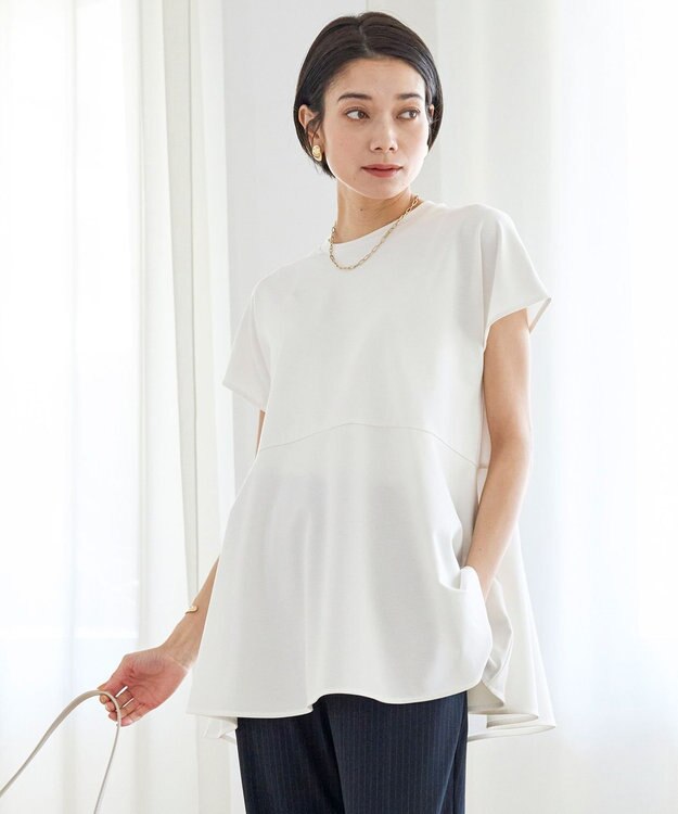 UNFILO L BEAUTY FORM ペプラムＴシャツ ホワイト