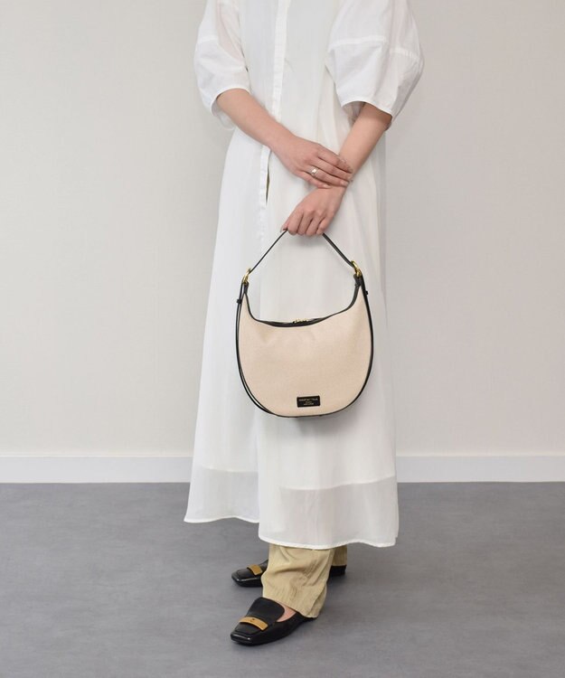 INTER-CHAUSSURES 【Christian Villa】異素材コンビホーボーバッグ ブラックコンビ