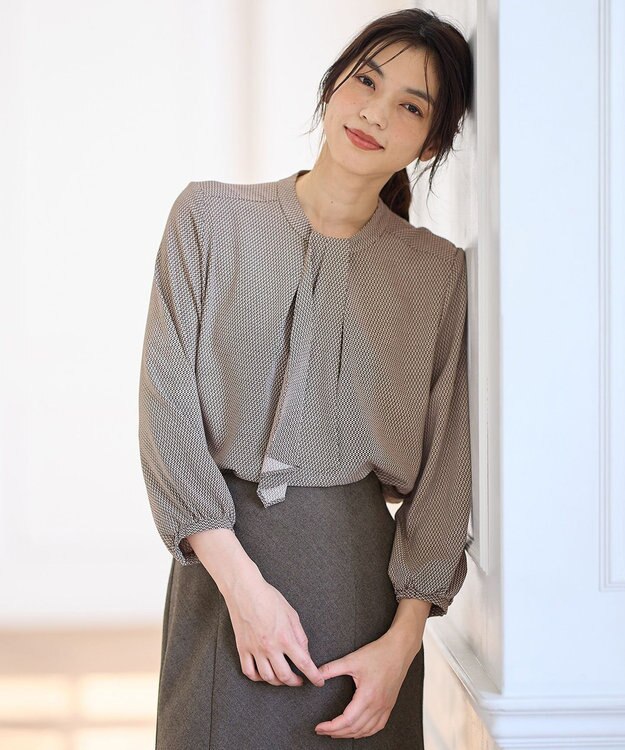 ANY 【洗濯機可】ボータイブラウス ブラウン