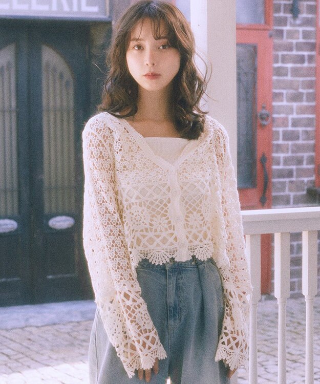 earth music&ecology クロシェ風Ｖネックカーディガン Ivory