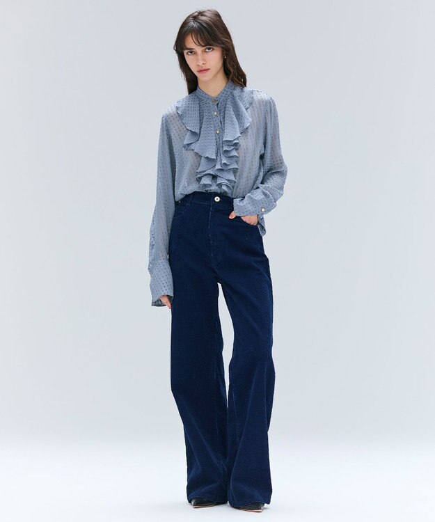 BEIGE， CALLERRY / シルク混ドットラッフルブラウス Dull Blue