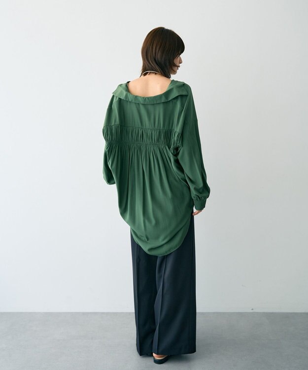 YECCA VECCA バックギャザーロングシャツ Green