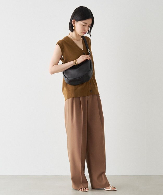 russet ＜ブランド人気No.1ショルダー＞ソフトレザーラウンドショルダーバッグ(CE-1326-WEB) Black2（シルバー金具）