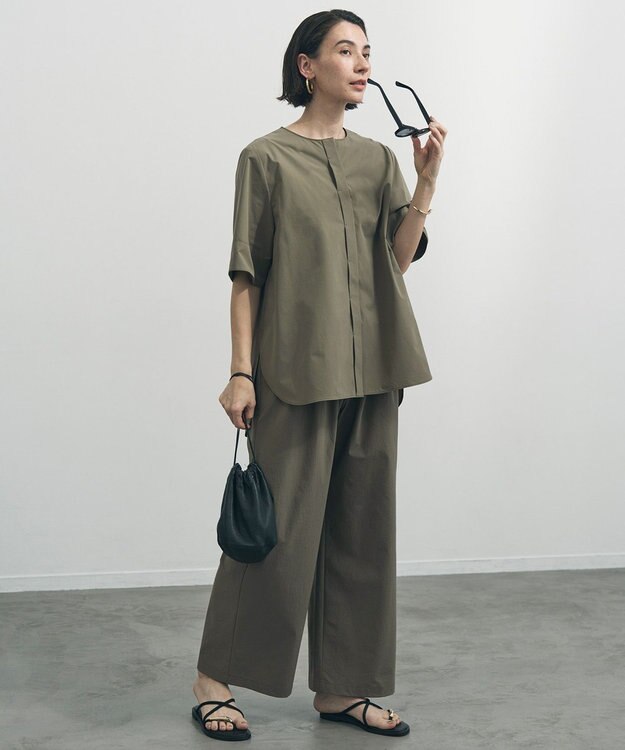 UNFILO 【セットアップ着用可】FINE MOVE ブラウス カーキ