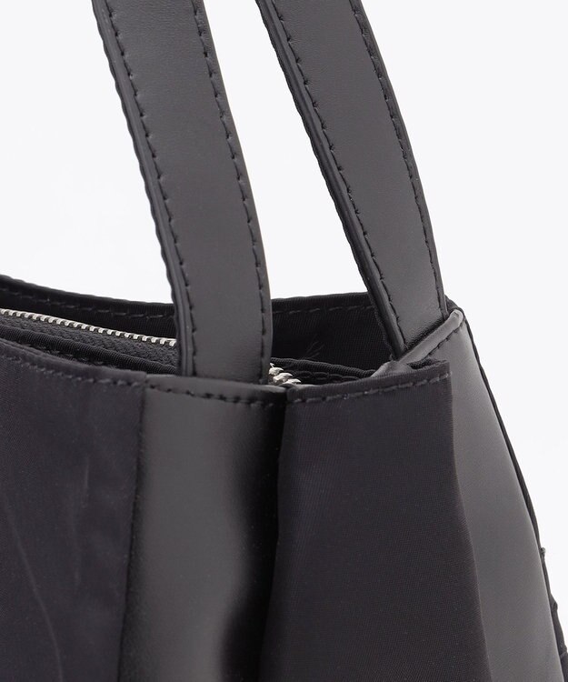 Y'SACCS スクエアすっきりトート Sサイズ ブラック