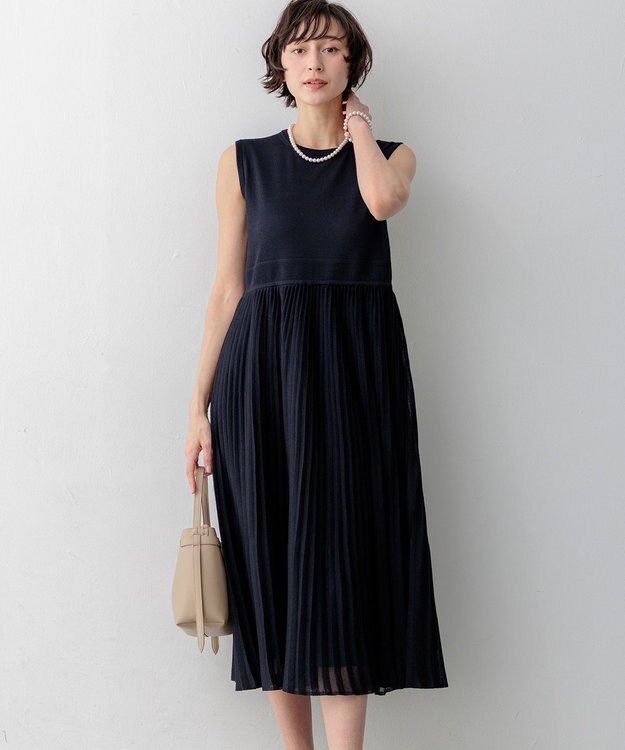 23区 【先行予約】プリーツニット ワンピース ネイビー系