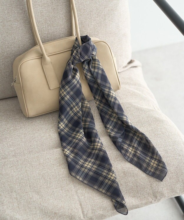 earth music&ecology チェックスカーフ Black
