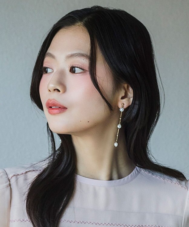 TOCCA 【星風まどかさん着用】PEARL STATION EARRINGS 淡水バロックパール イヤリング ゴールド系
