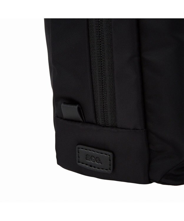 ACE BAGS & LUGGAGE ace. メトレクス ショルダーバッグ  軽量 縦型 19113 エース ブラック