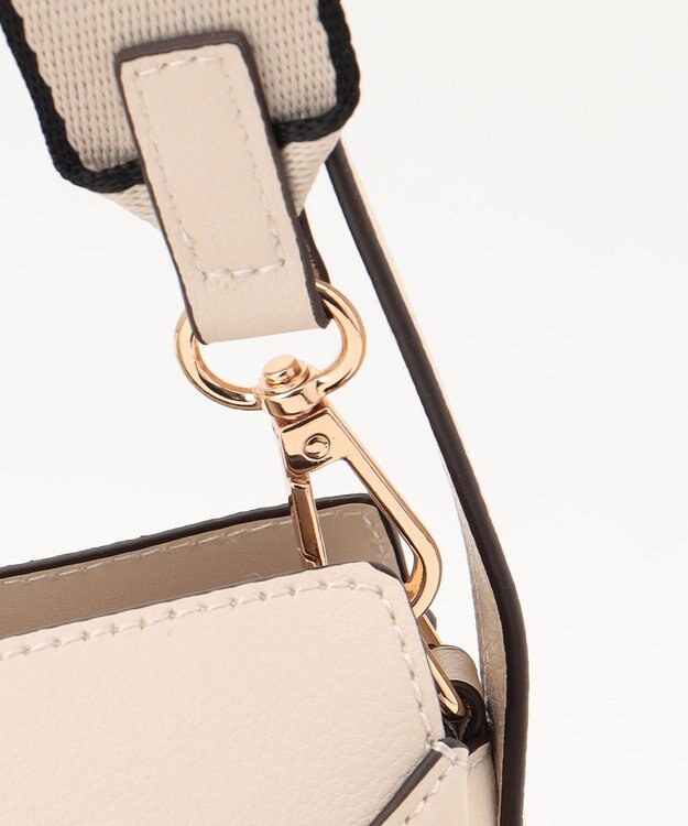 LA BAGAGERIE 【maison vert】 【超軽量/多収納】ワンハンドル2WAYショルダー アイボリー