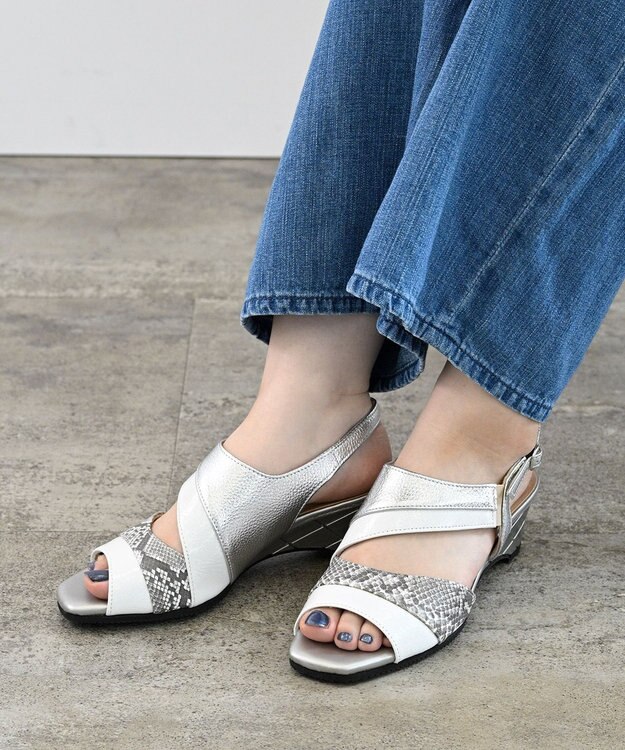 Pointer 日本製 本革ウエッジヒールサンダル シルバー