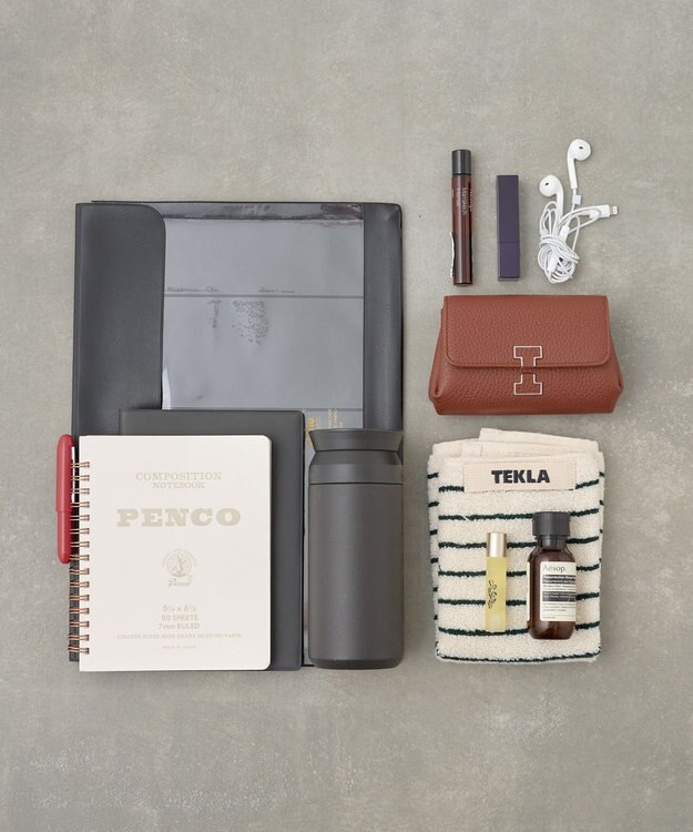 IACUCCI オペラ L CERVO/STAMPA INTERNA ネイビー