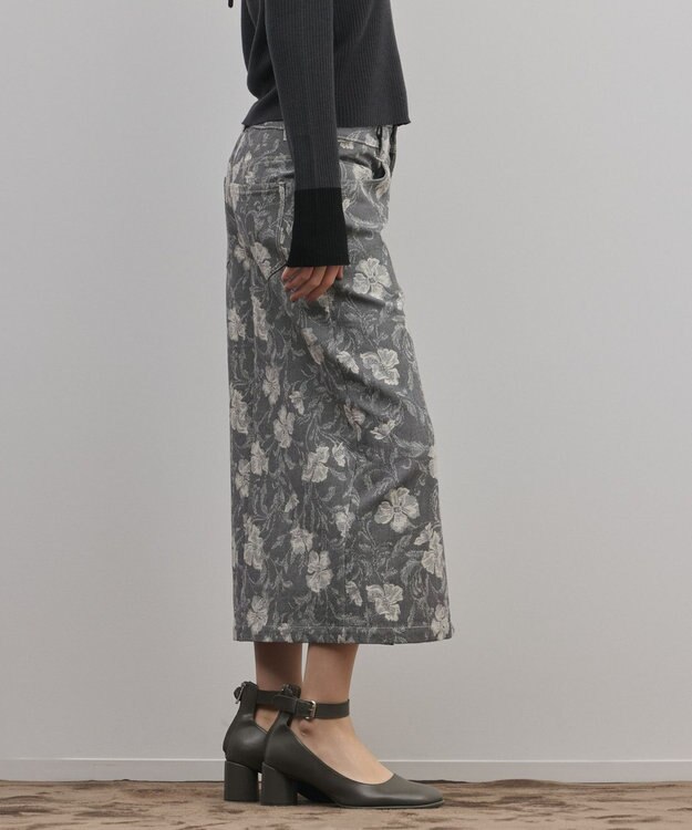 GRACE CONTINENTAL ボタニカルジャガードスカート チャコール