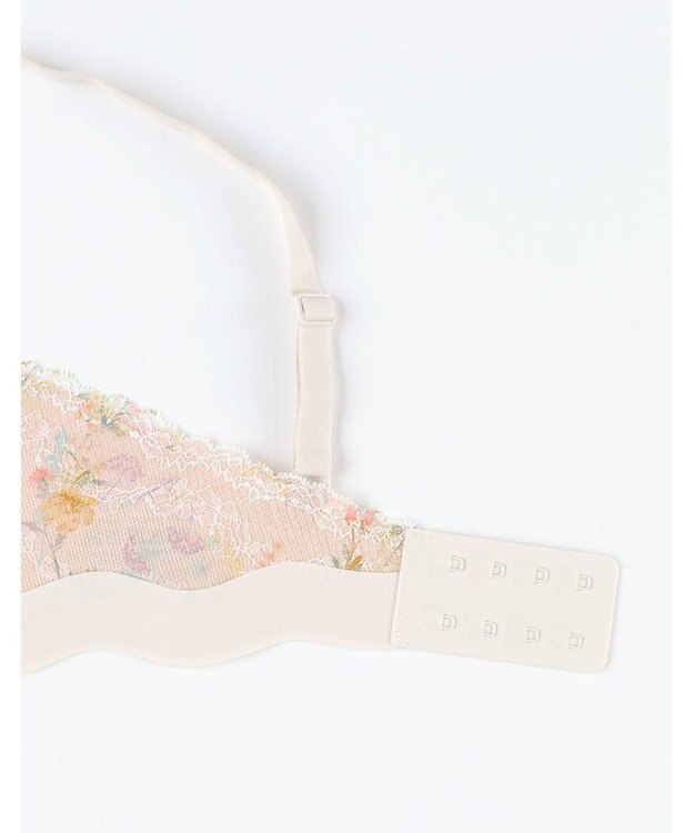 Wing ノンワイヤーブラ 吸いつくようなフィット感 軽いつけごこち ナチュラルなバストシルエット ブラジャー KB4100 ウイング／ワコール クリーム