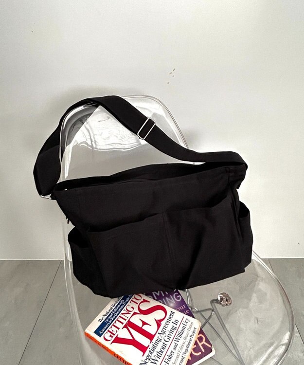 WEGO 立体ポケットキャンバスショルダー ブラック