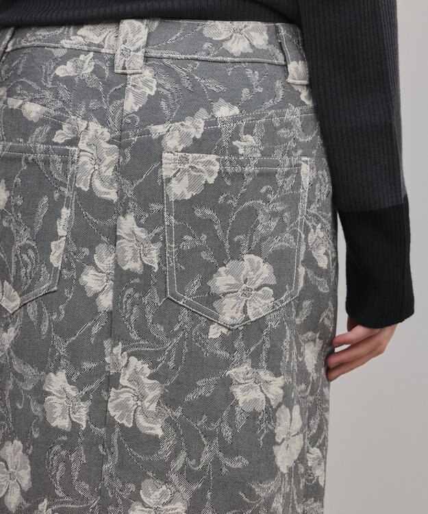 GRACE CONTINENTAL ボタニカルジャガードスカート チャコール