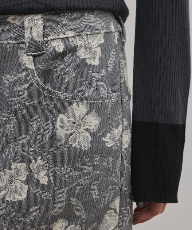 GRACE CONTINENTAL ボタニカルジャガードスカート チャコール