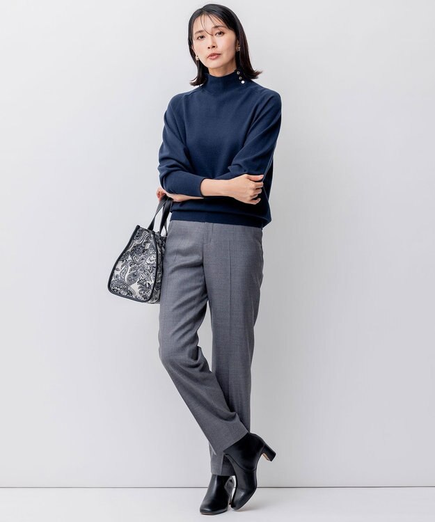 23区 L クリアウールサキソニー テーパードパンツ グレー系