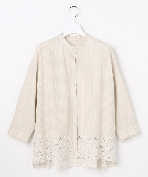 自由区 L エンブロイダリーブロードバンドカラー ブラウス サックス×オフ