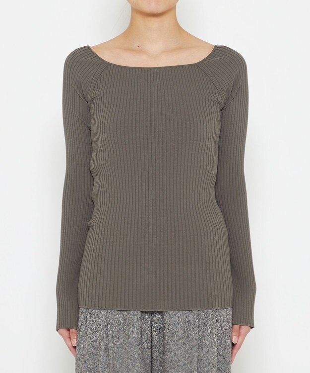 uncrave 【洗える】スムースニット オフショルプルオーバー（uncrave WHITE） カーキグレー