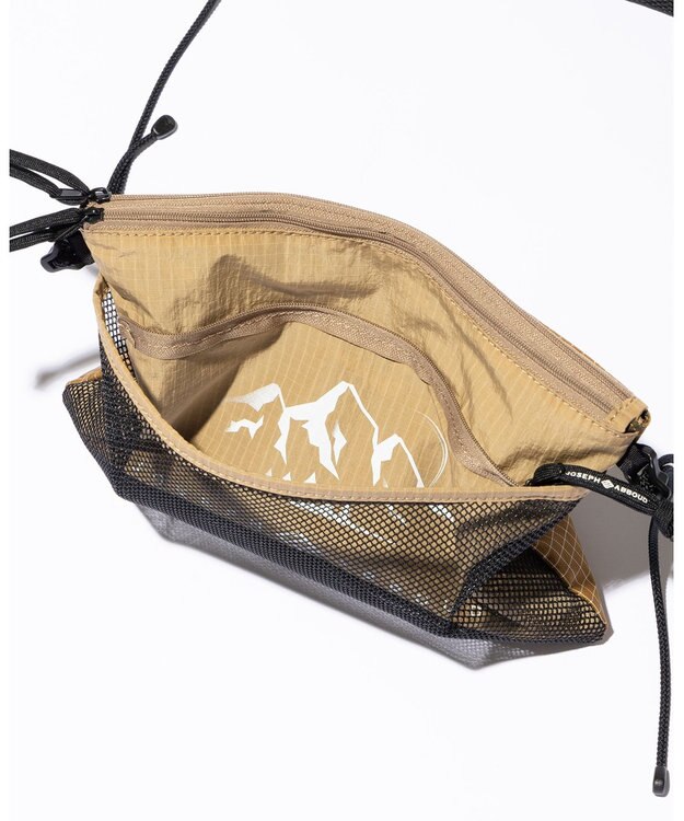 JOSEPH ABBOUD MOUNTAIN 【CREA掲載・軽量/ECO撥水/男女兼用】サコッシュ ベージュ系