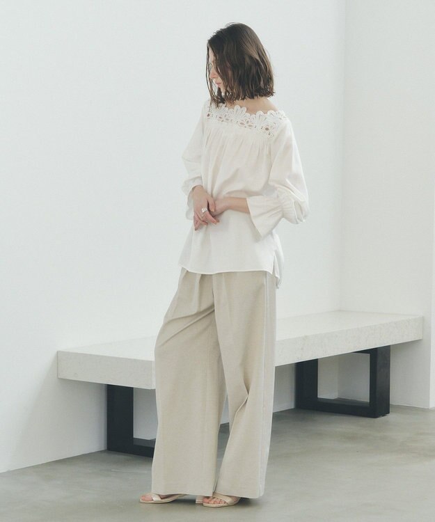 YECCA VECCA フラワーレースブラウス Off White