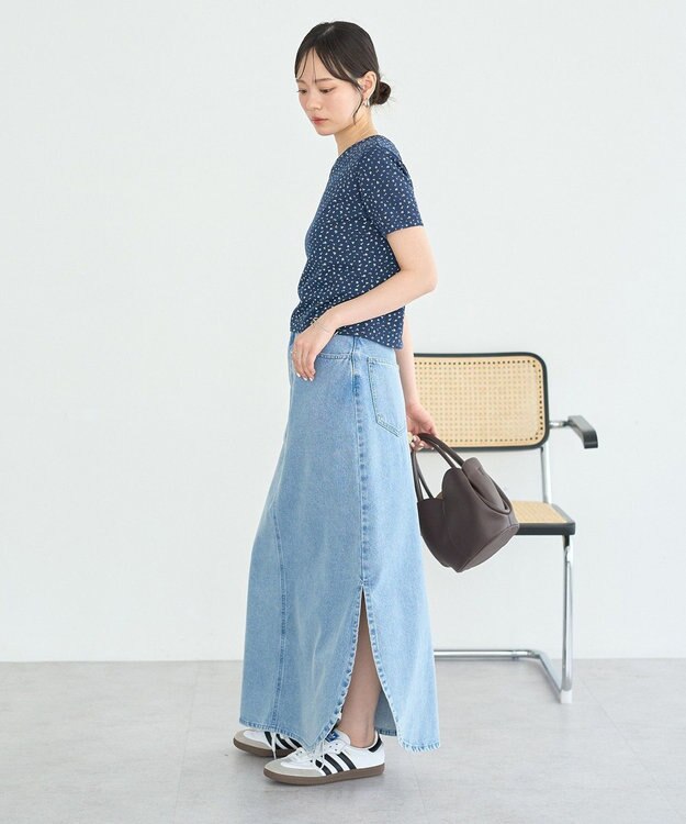 earth music&ecology サイドスリットデニムロングスカート Light Blue