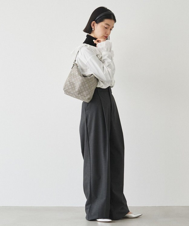 russet スタンダードミニショルダーバッグ <ナイロンジャガード>(CE-1627) N.Gray