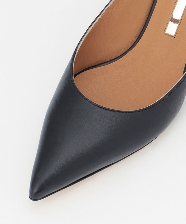 23区 BRENTA プチヒールストラップ パンプス ブラック系