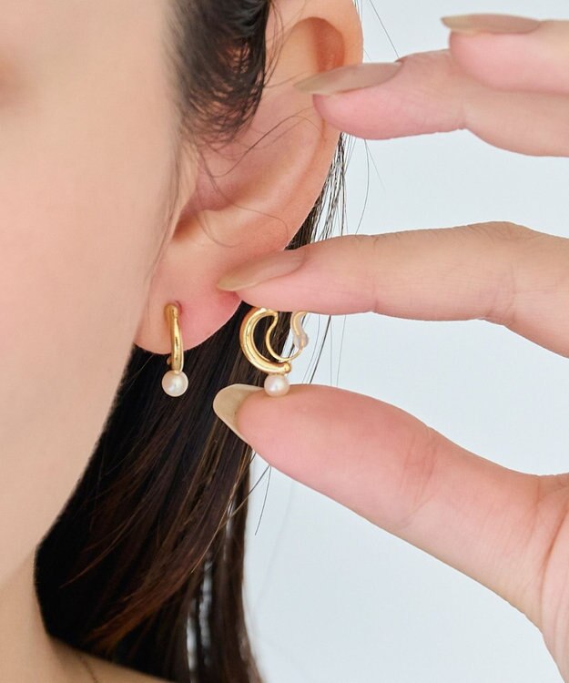 Phoebe 〈痛くないシリーズ/金属アレルギー対応〉ソロパールフープライトフィットイヤリング　ゴールド/ニッケルフリー ゴールド