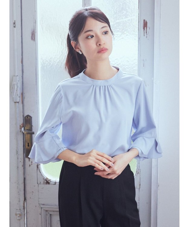 earth music&ecology ラッフル７分袖ブラウス Sax