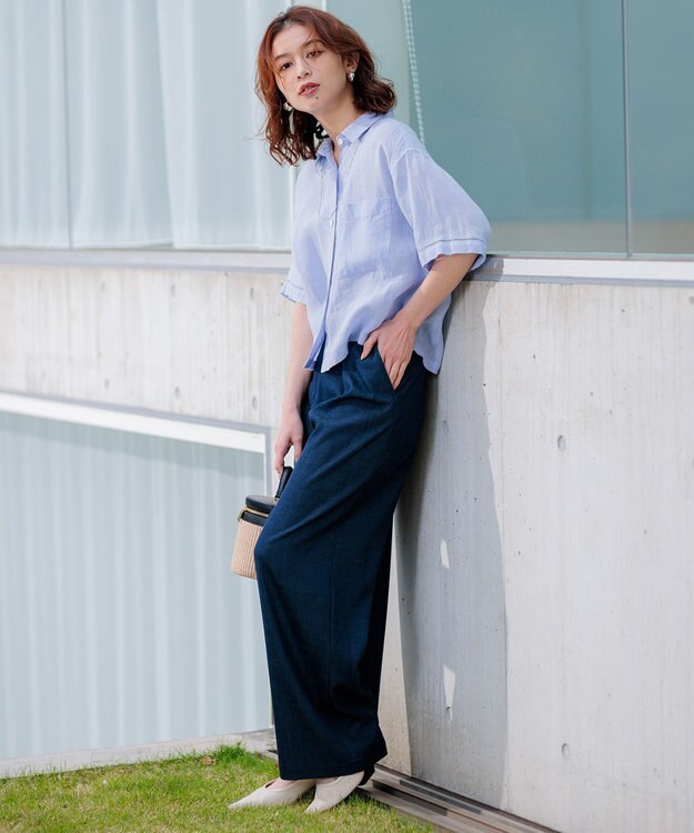 23区 【洗える】LIBECOリネン クロップド シャツ ライラック系