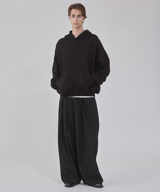 WEGO 【ユニセックス着用ITEM】バルーンクロップドプルパーカー ブラック