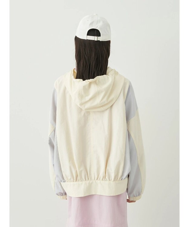 earth music&ecology コクーンギャザー切替ブルゾン Ivory