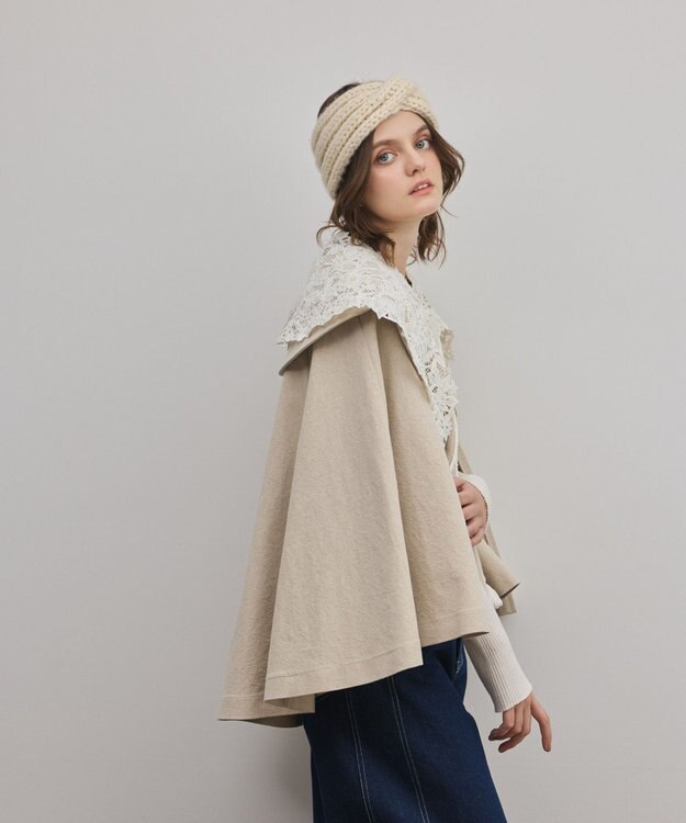 GRACE CONTINENTAL タッセル付レースカラー キナリ