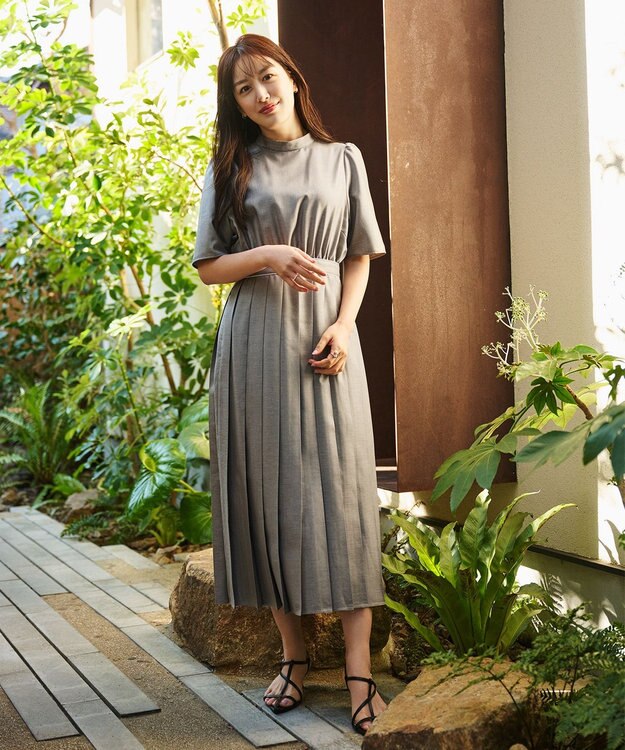 #Newans 〈花乃まりあさんコラボ〉ワイドプリーツワンピース チャコール