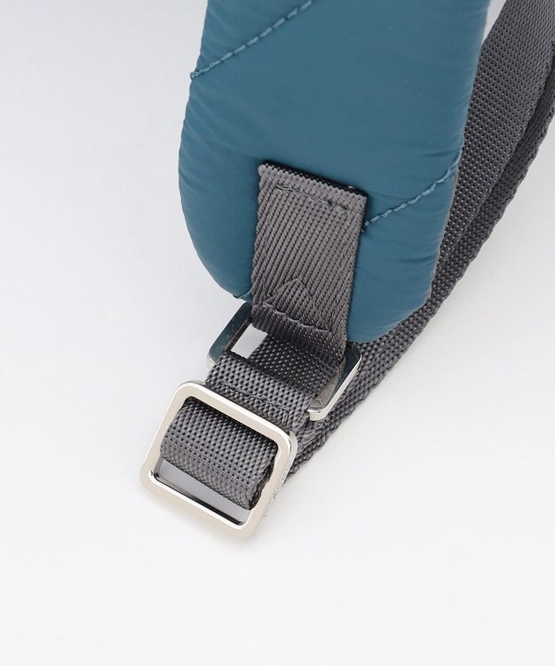 Y'SACCS バイアスキルトリュック ブルー