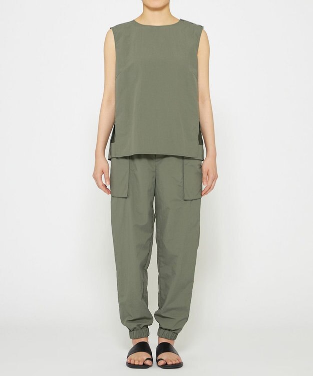 uncrave 【撥水・洗濯機洗い可】ライトプルーフナイロン ブラウス（uncrave WHITE） カーキ