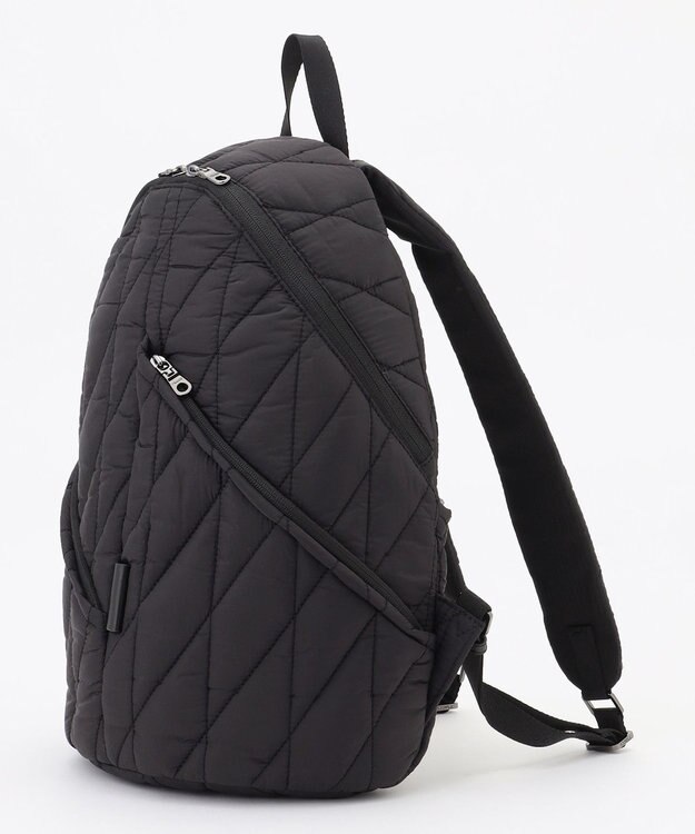 Y'SACCS バイアスキルトリュック ブラック