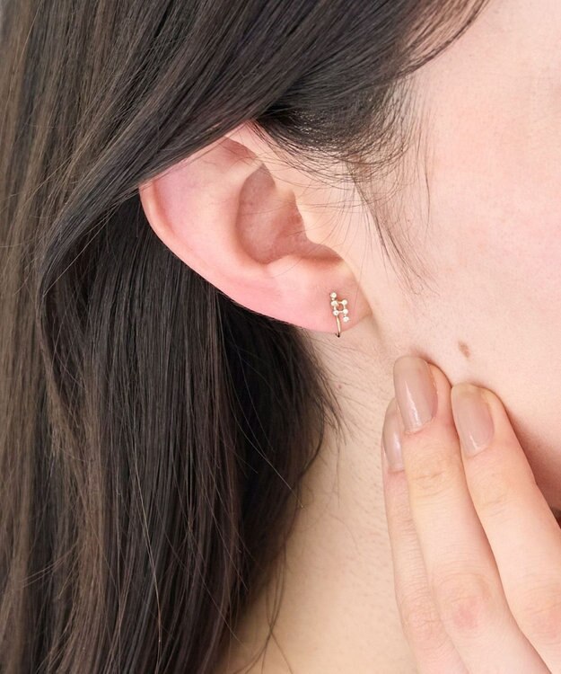 Phoebe 〈痛くないシリーズ/金属アレルギー対応〉タイニーコスモビジューライトフィットイヤリング　小粒/小さい/小さめ ゴールド