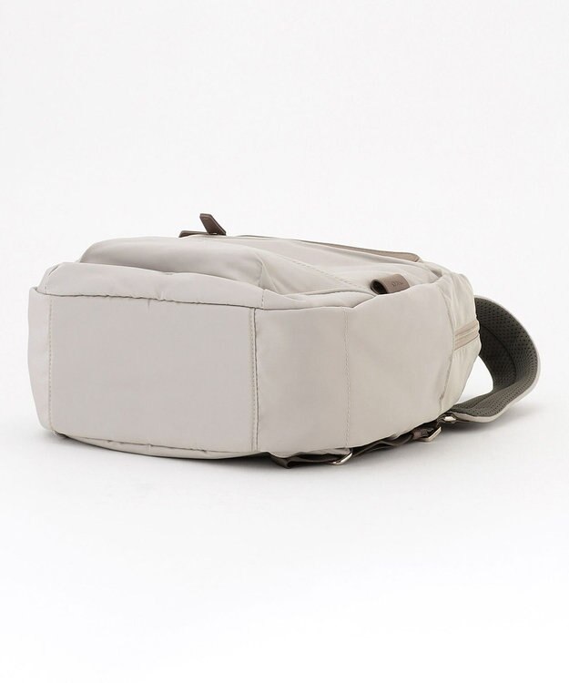 Y'SACCS ポリエステルツイル リュックサック グレージュ