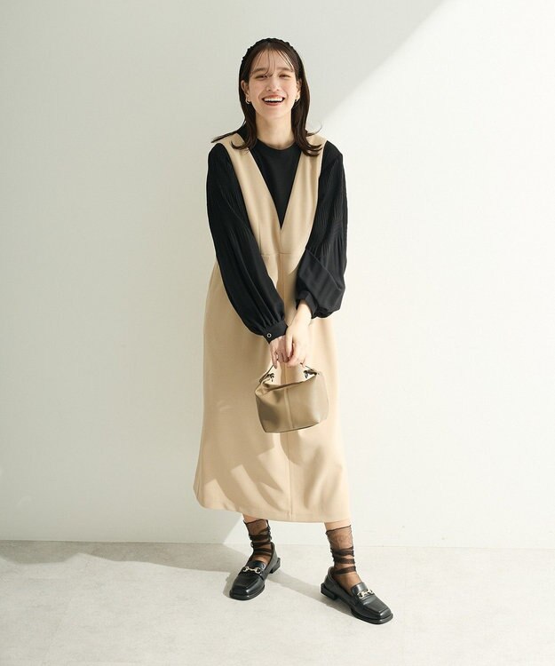 Green Parks Ｏ．洗えてストレッチ　Ｖネックジャンスカ Light Beige