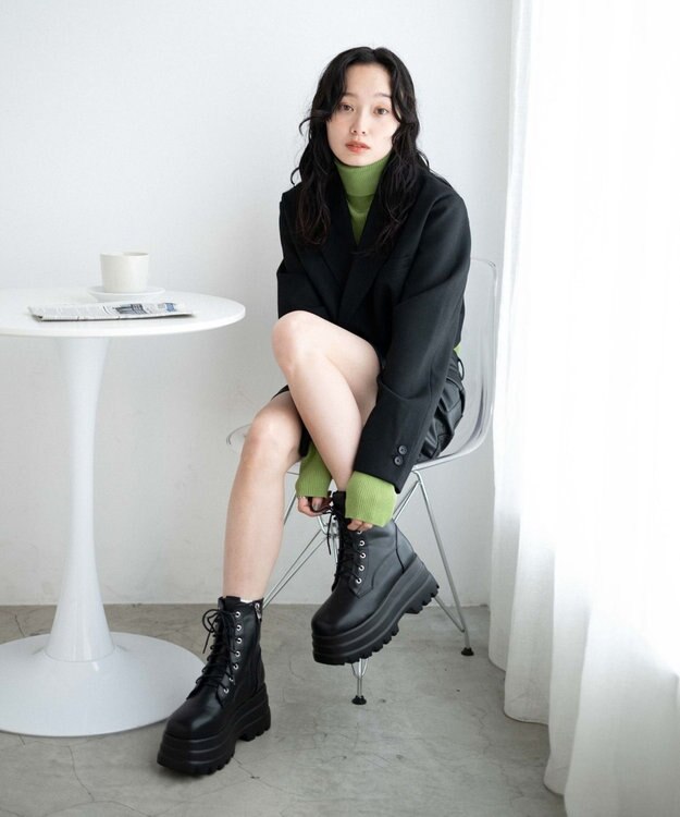 WEGO ボリュームレースアップショートブーツ ブラック