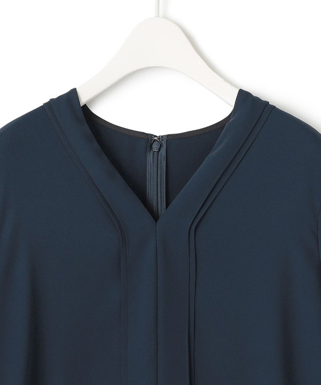 ICB 【洗える】ソフトジョーゼット Vネックブラウス ネイビー系