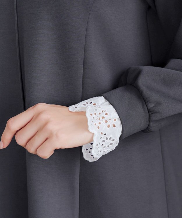 Tiaclasse コットンレースドッキングカットソーワンピース チャコールグレー