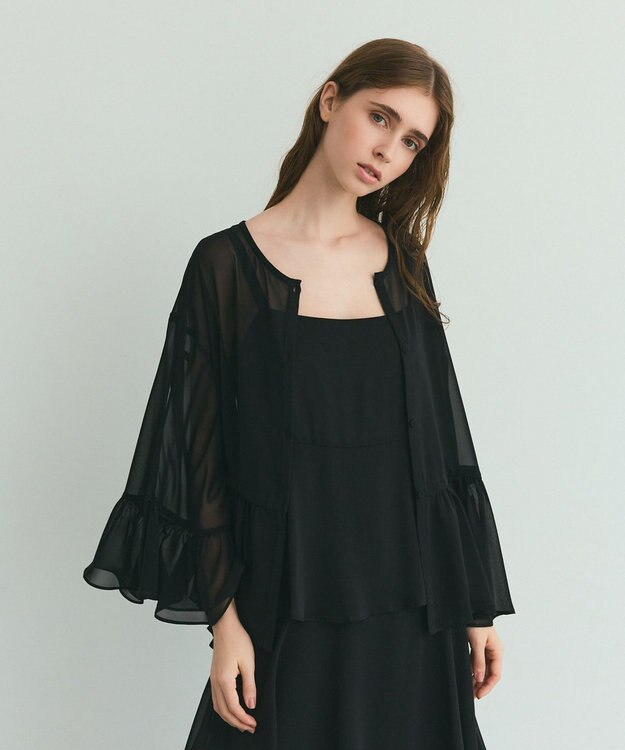 GRACE CONTINENTAL シフォンフリルポンチョ ブラック