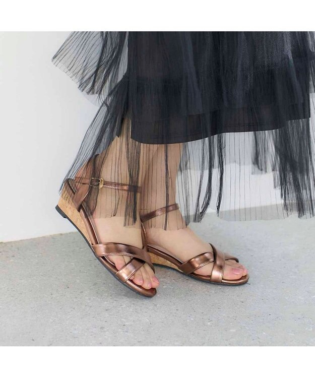 MODE ET JACOMO <noyau>ヒールクロスベルトサンダル ブロンズ