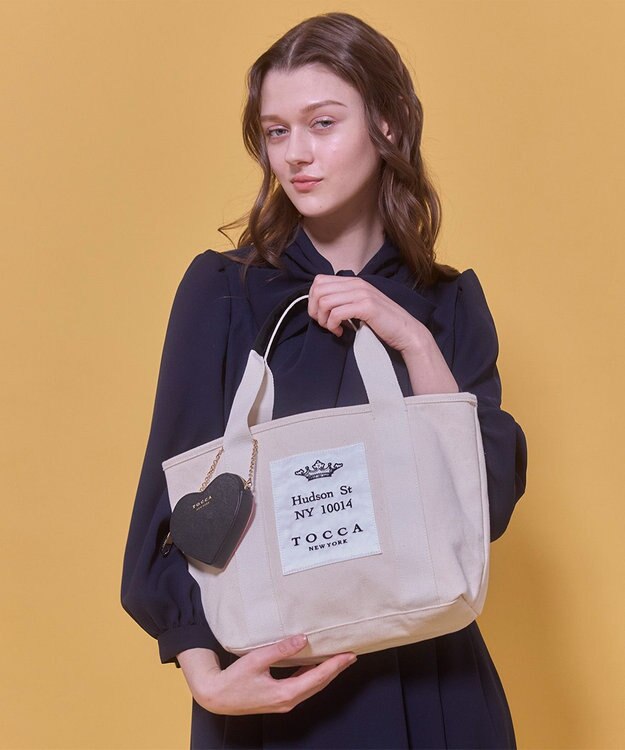 TOCCA 【WEB＆一部店舗限定】TOCCA AVENUE CANVASTOTE キャンバス トートバッグ アイボリー系